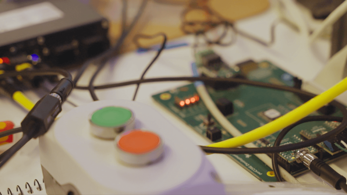 No invasive sensors or new machines: real-time data without intervening in processes