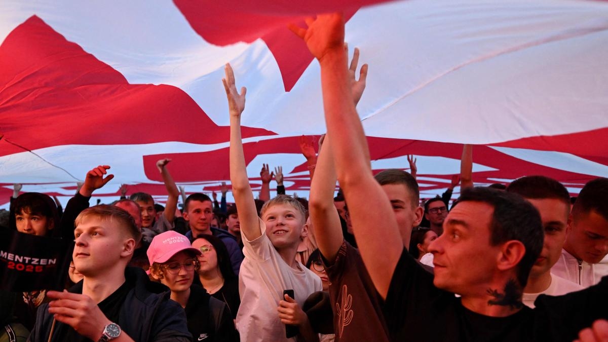 In ganz Europa wählen immer mehr junge Männer die extreme Rechte.