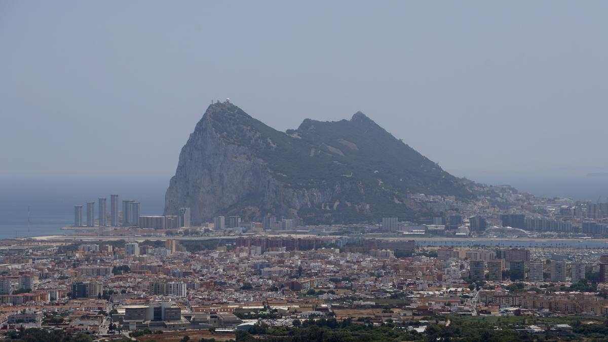 Spanien und Gibraltar verwischen ihre Grenzen