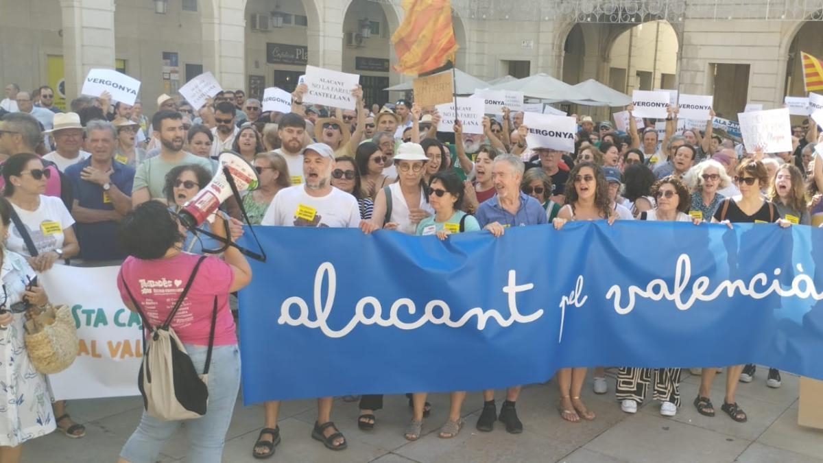 Klucze do prawa, które „chroni” naukę Walencji i które Vox chce zmienić