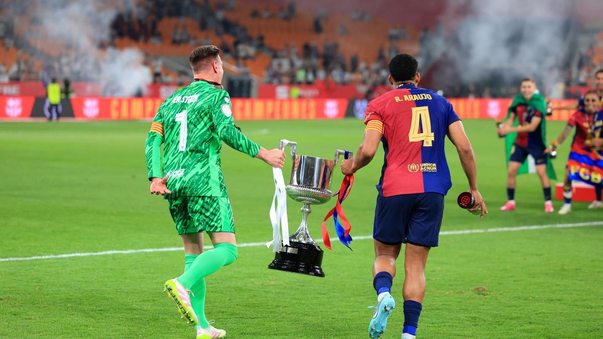 Capitani del Barcellona con sconosciuti