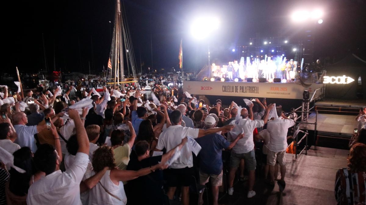 Un gesto forte, sinuoso e urlato ottiene il suo effetto e 'El meu avi' risorge nella Cantada de Calella