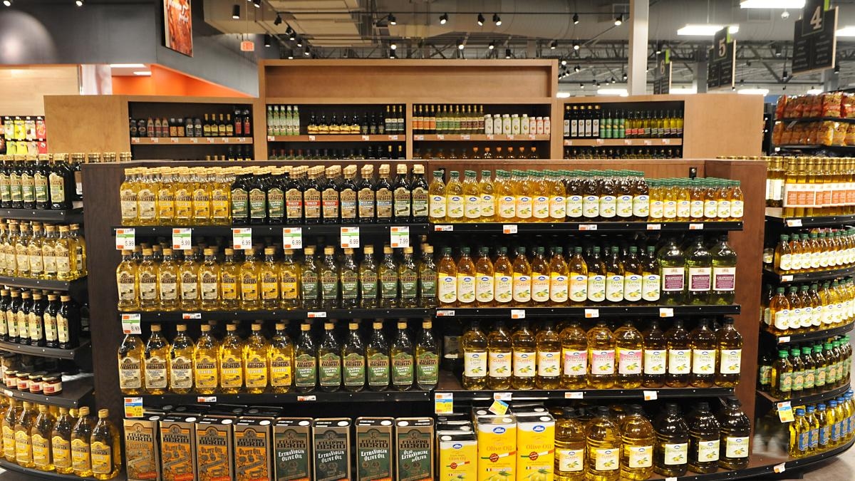 Fabricantes de azeite, vinho e alimentos temem perdas com tarifas acordadas com os Estados Unidos.