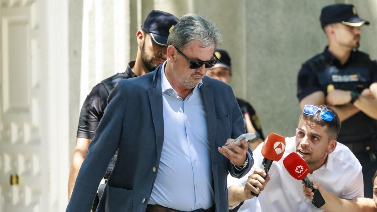 Il Tesoro della Navarra non registra alcun pagamento effettuato dalla società Servinabar a favore di Santos Cerdán.