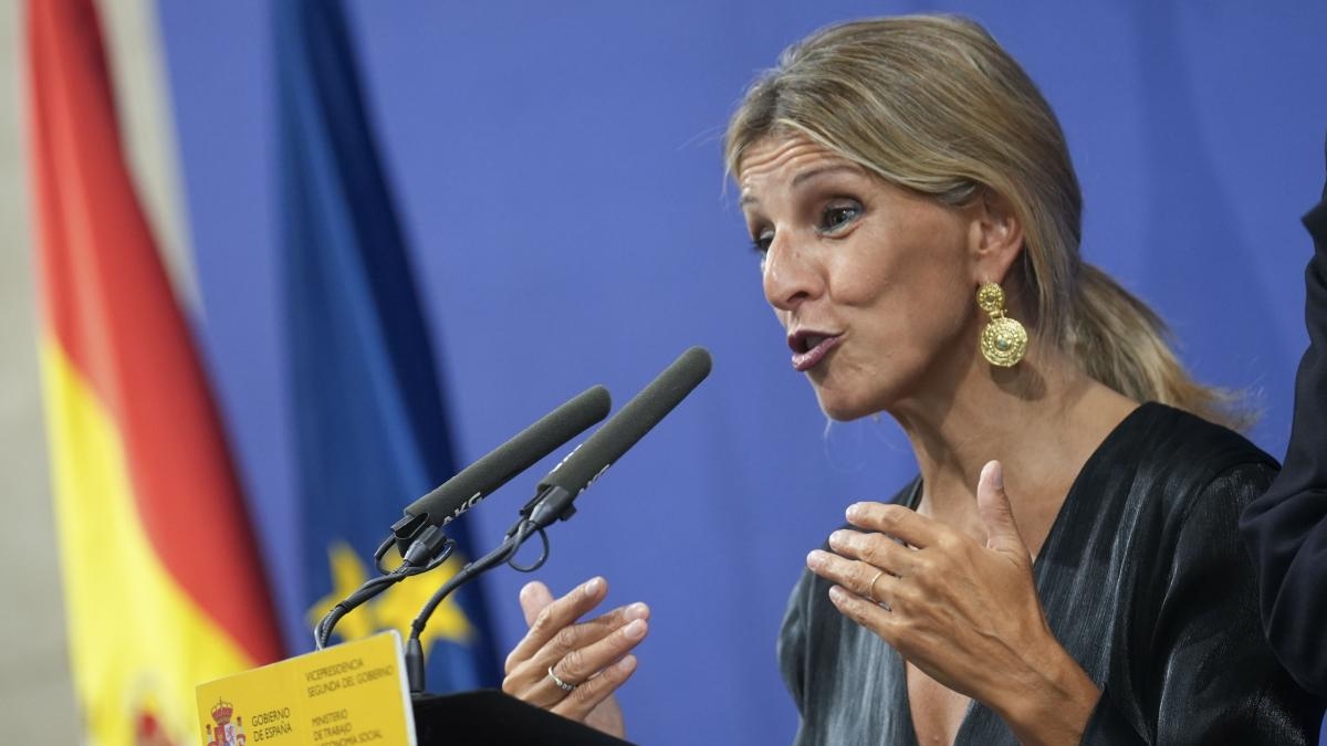 Il personale sindacale applicherà la registrazione delle ore lavorative se la riduzione delle ore verrà annullata mercoledì.
