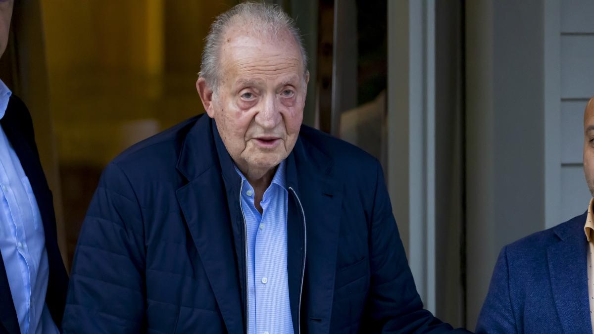Juan Carlos lebt in Spanien und wartet auf die Veröffentlichung seiner Memoiren.