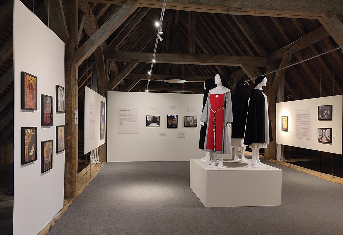 Summer exhibitions: monastic economy, a model of sobriety