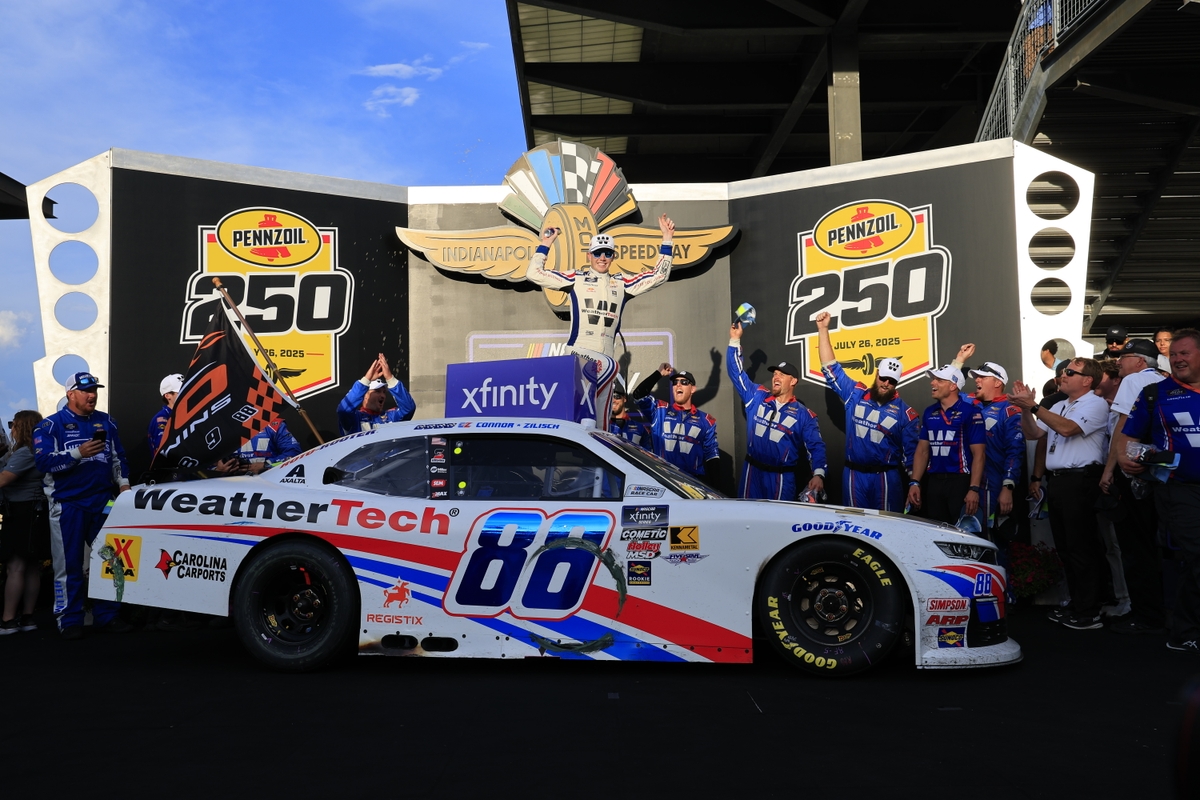 CONNOR ZILISCH WINS PENNZOIL 250, GIVING JR MOTORSPORTS ITS 100TH WIN