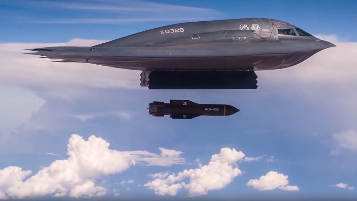 Zerstörung in der Tiefe: Das kann die bunkerbrechende US-Bombe GBU-57
