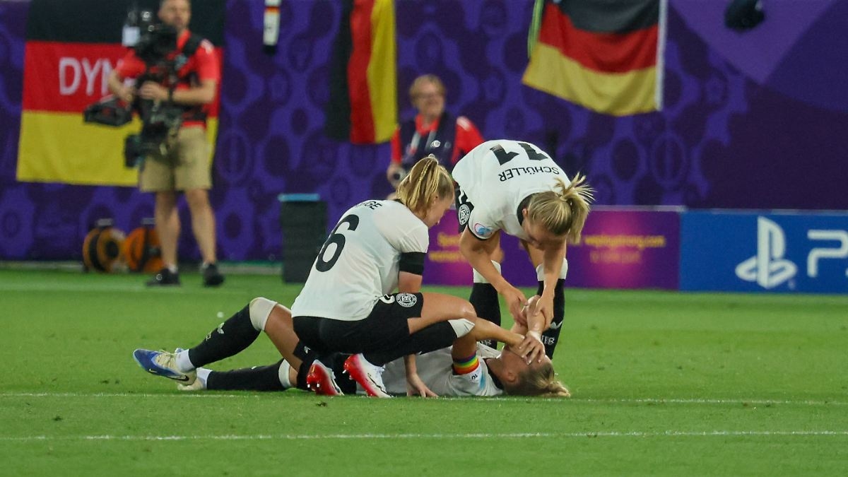 Obawy o zerwanie trzeciego więzadła krzyżowego: „Szok” po Mistrzostwach Europy: Łzy Giulii Gwinn rzucają cień na zwycięstwo DFB