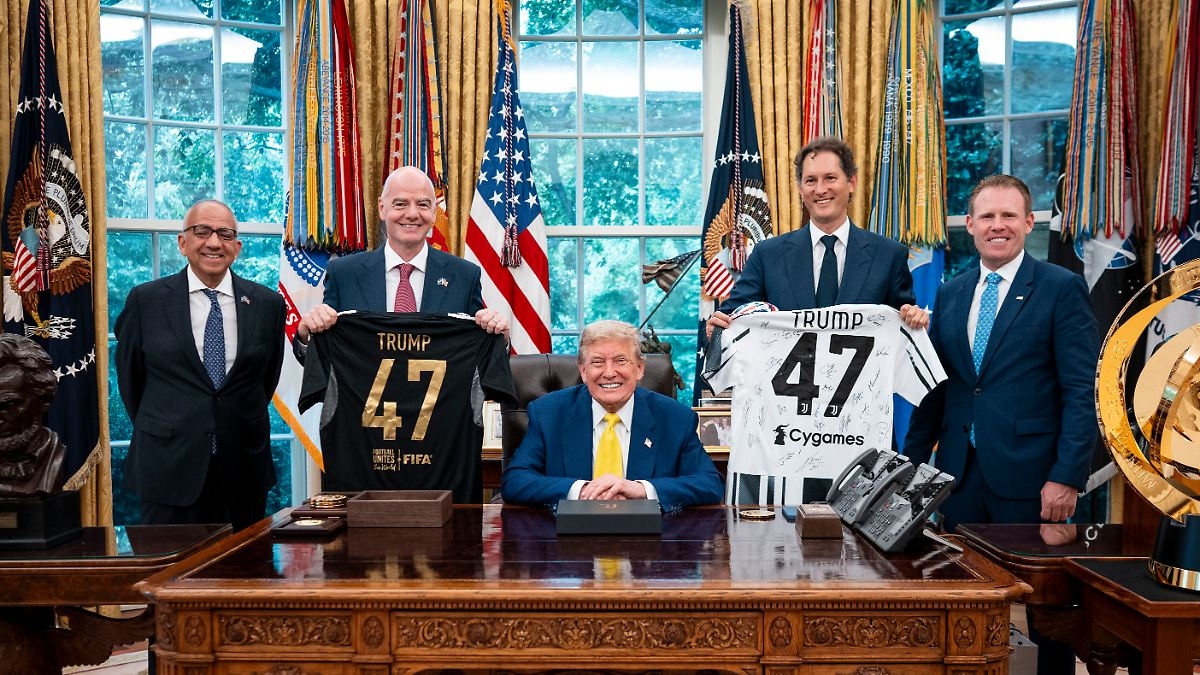 Altın çağı unutun Gianni: Kulüpler Dünya Kupası futbolu karanlık çağlara taşıyor