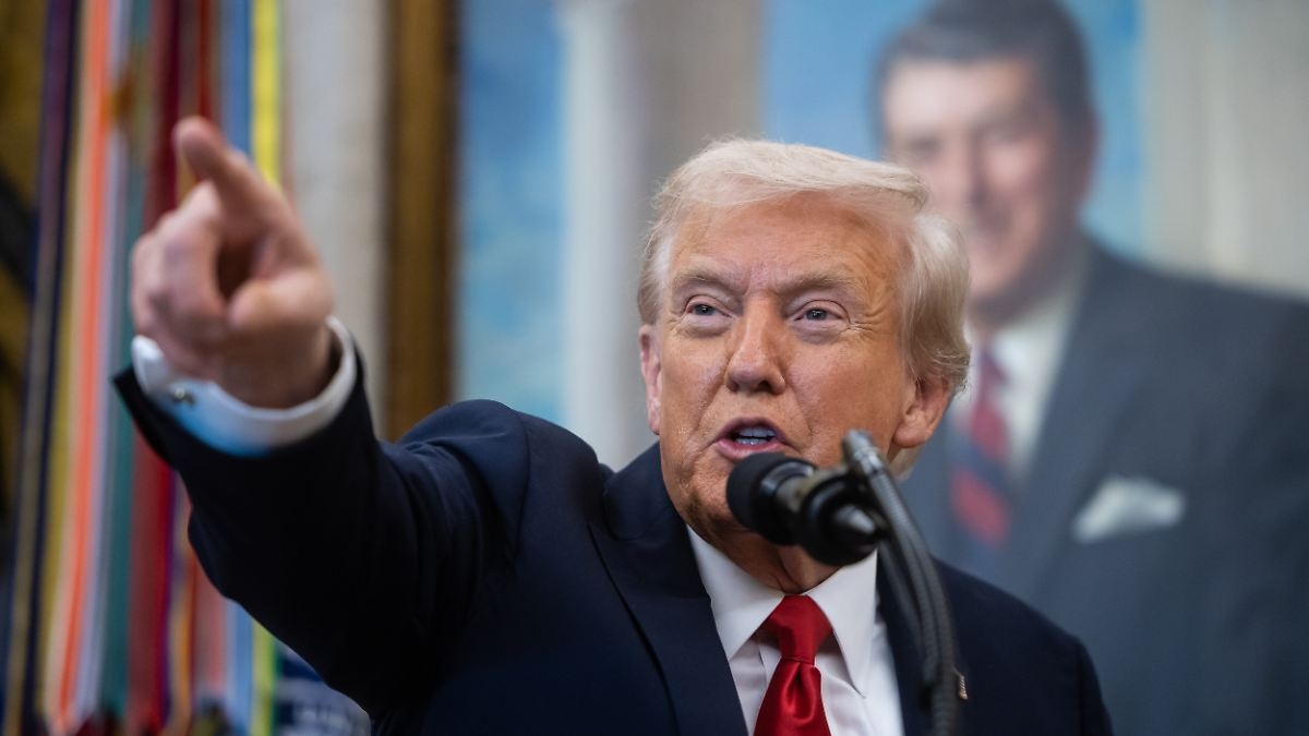 First decline since 2022: Trump's tariff policy and austerity measures shrink the deficit