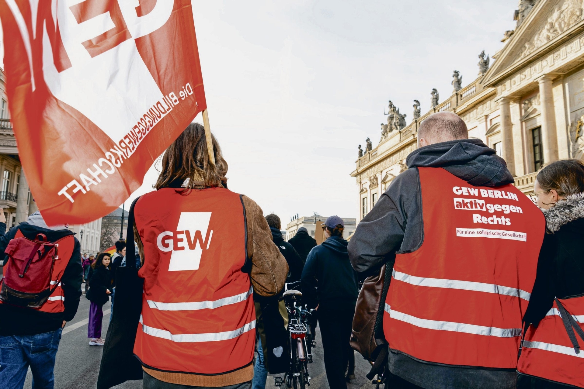 Education and Social Affairs | Berlin's austerity policy: cuts for the wide gap