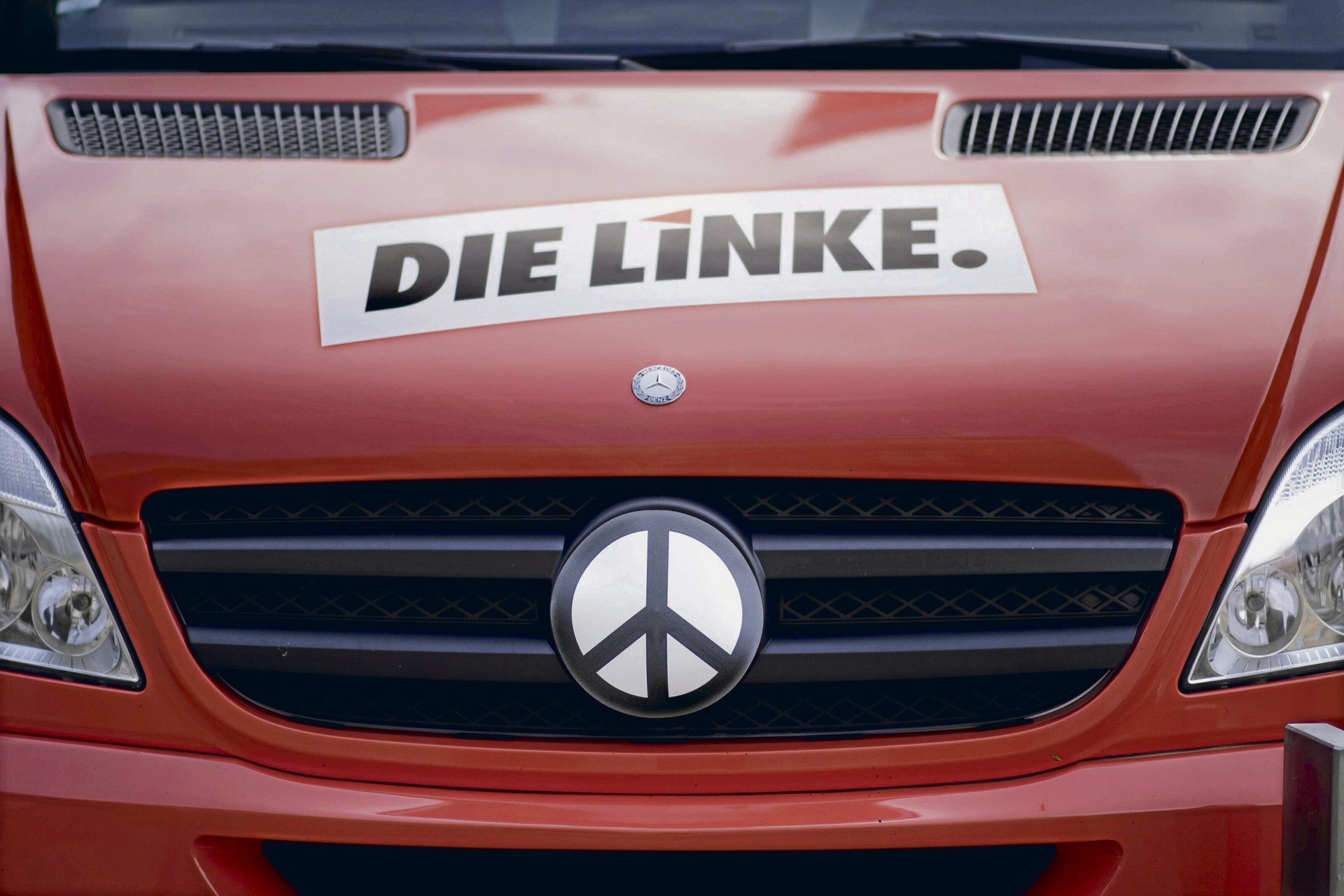 Left Party | The Left and the Double Peace