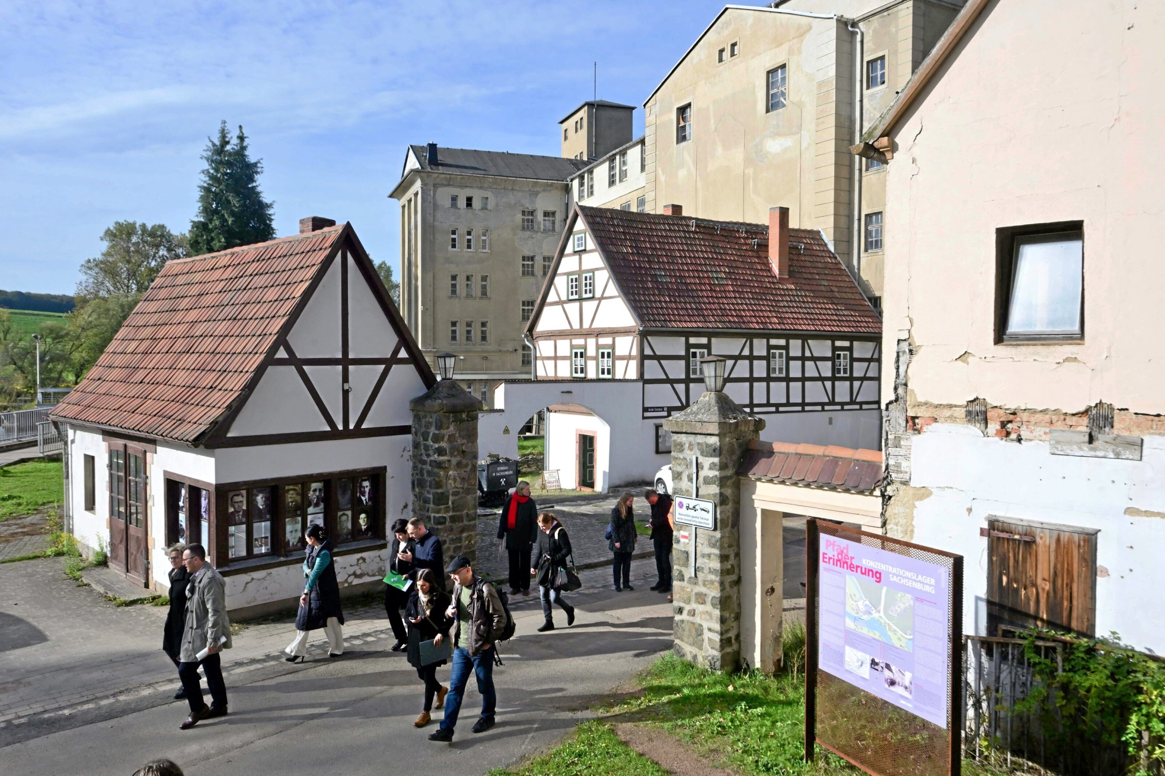 Antigo campo de concentração de Sachsenburg | A Saxônia sai do "limbo"