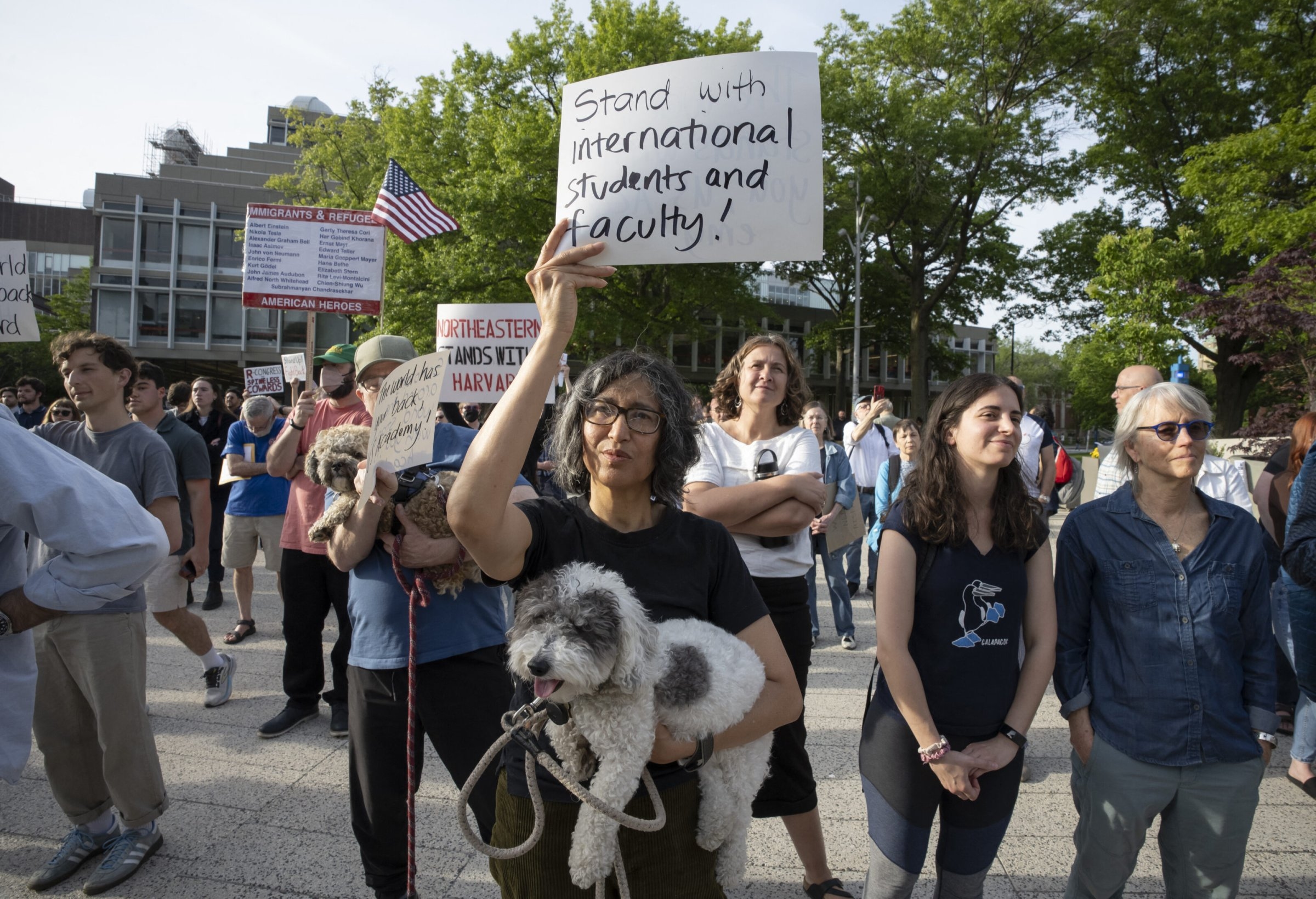 Biuro Remigracyjne | Polityka migracyjna Trumpa jest otwarcie prawicowo-ekstremistyczna