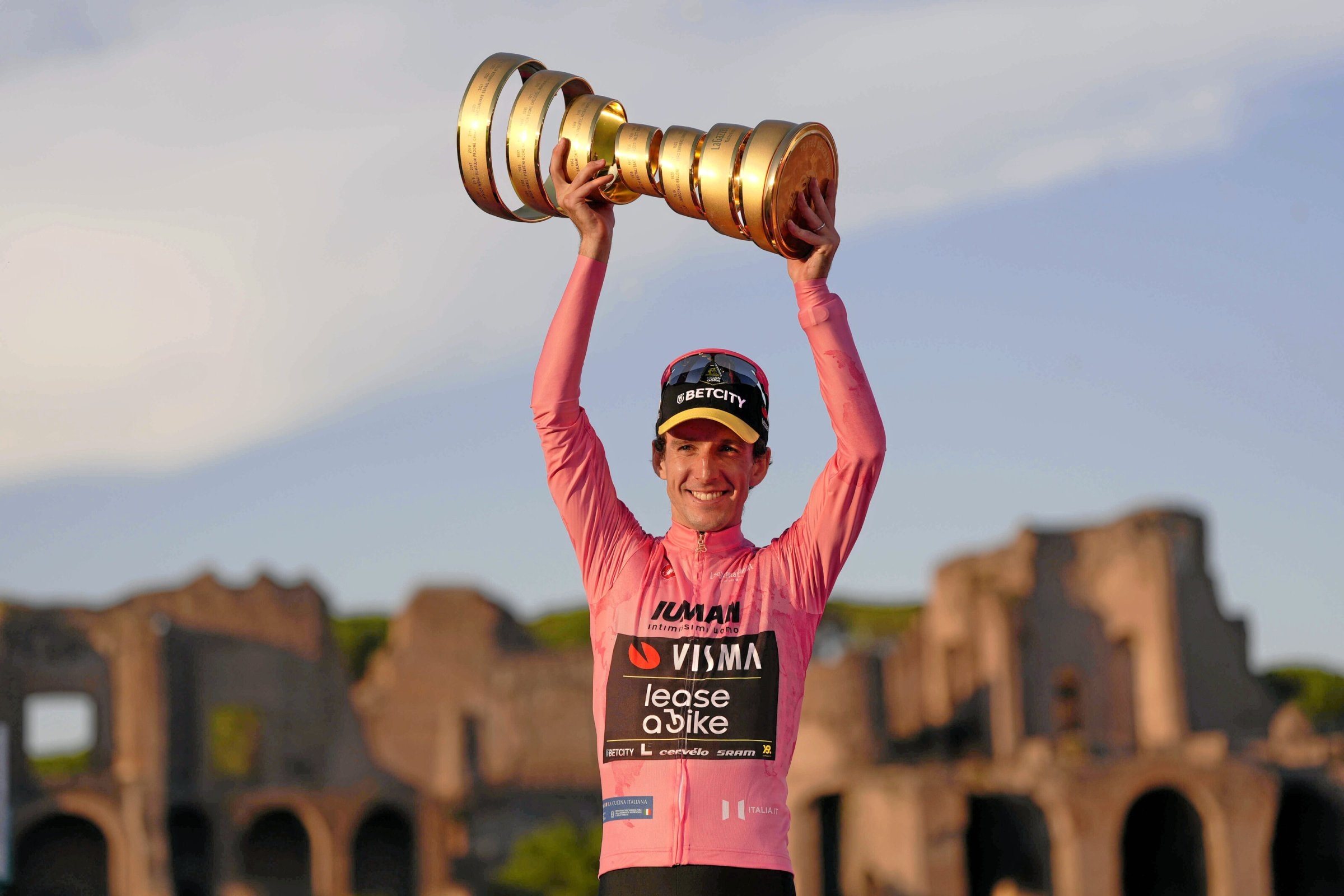 Bisiklet | Giro d'Italia: Simon Yates – eski usul bir kazanan