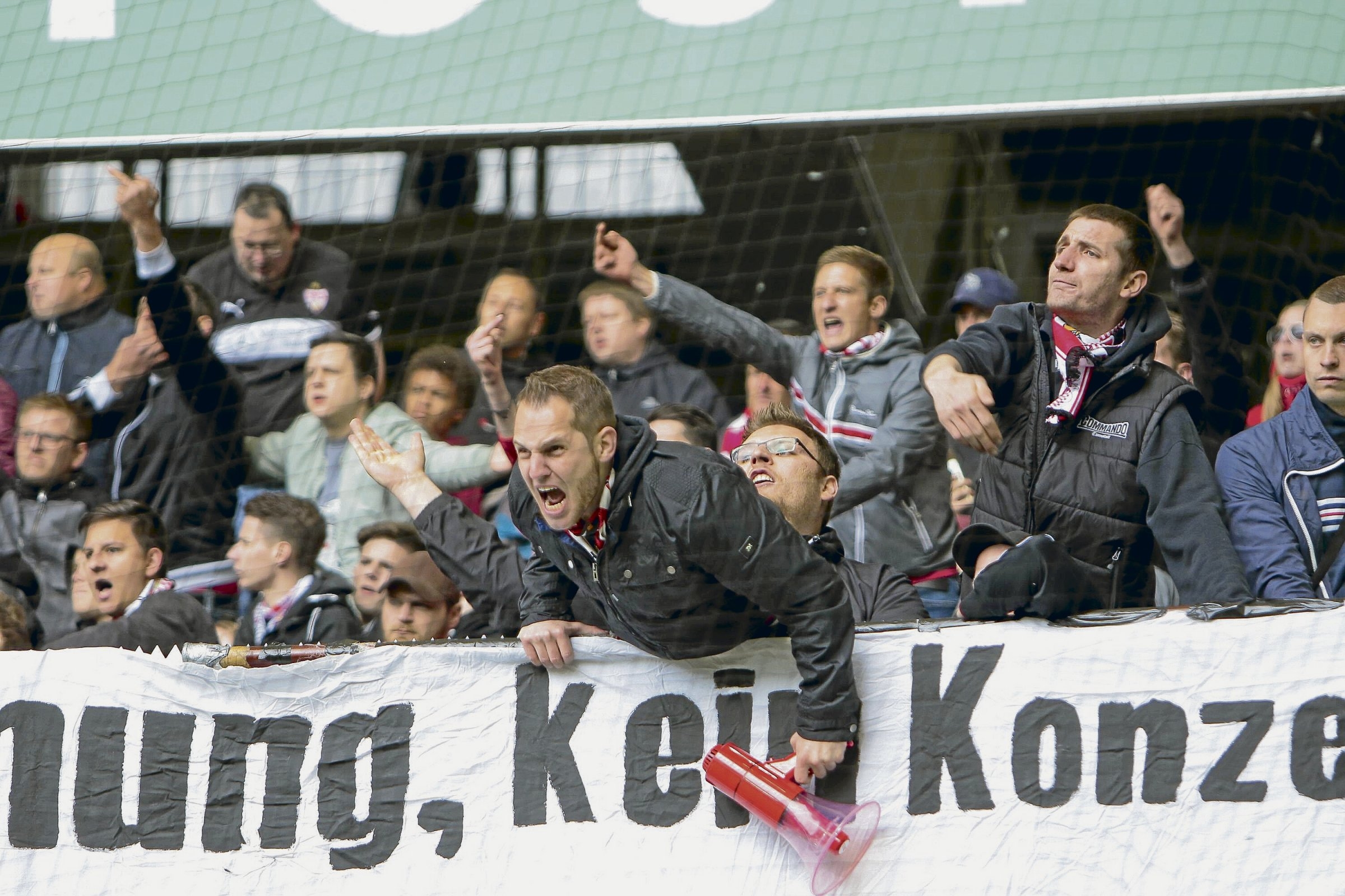 Klubowe Mistrzostwa Świata | Trzęsienie klatką