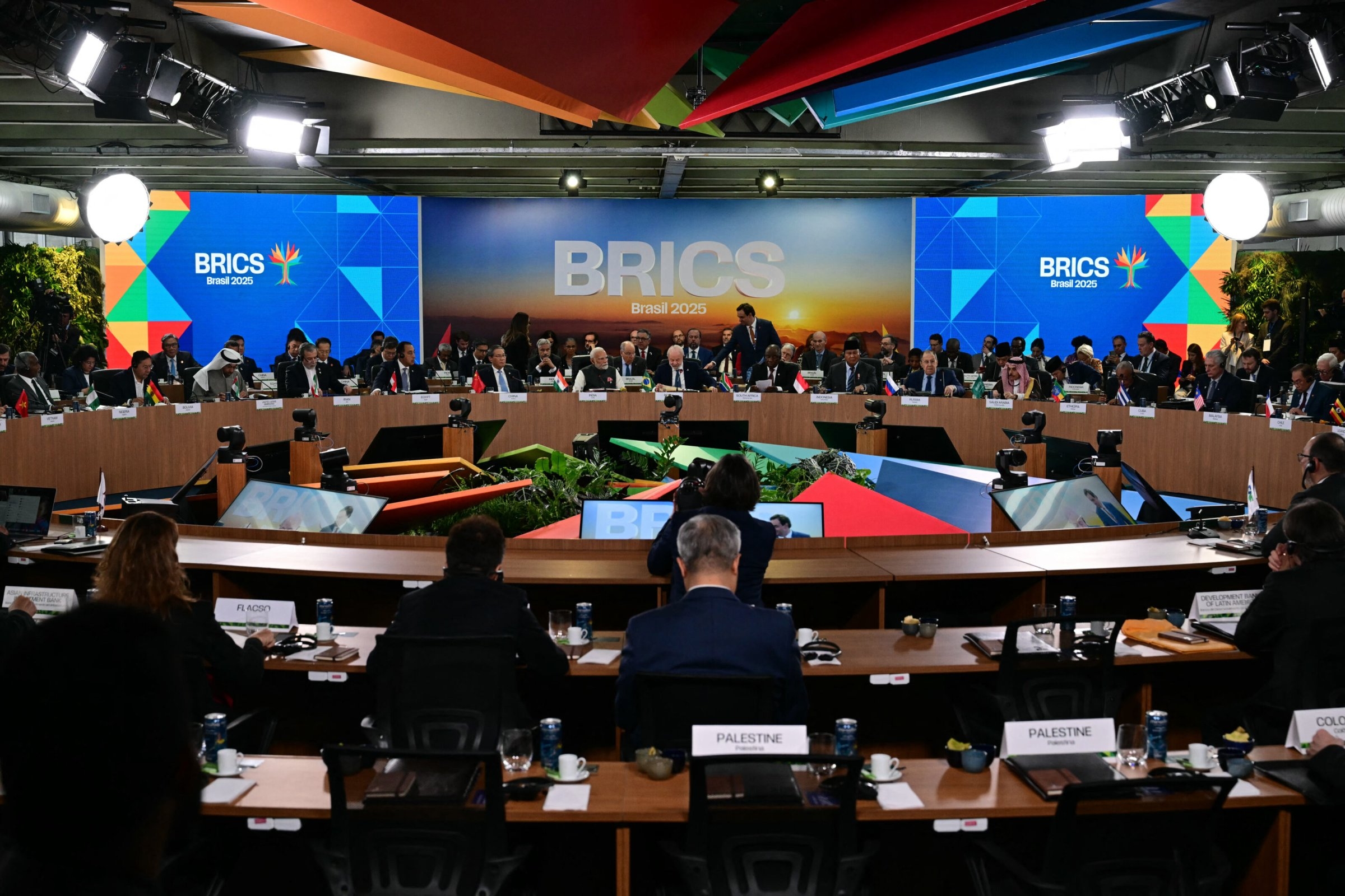 Cúpula do Brics | Cooperação em vez de barreiras
