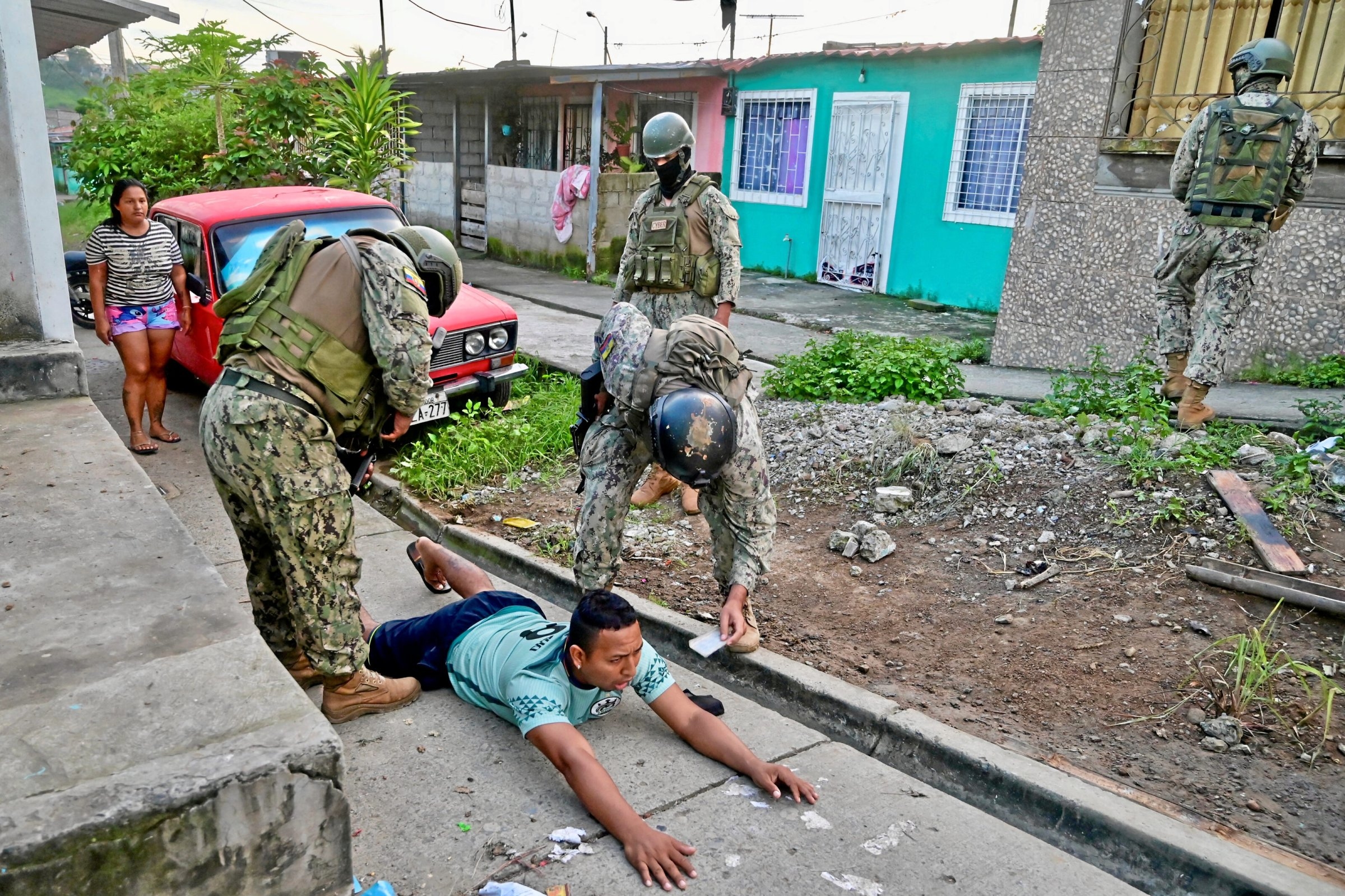 Delitos violentos | Ecuador: Bajo el control de las pandillas