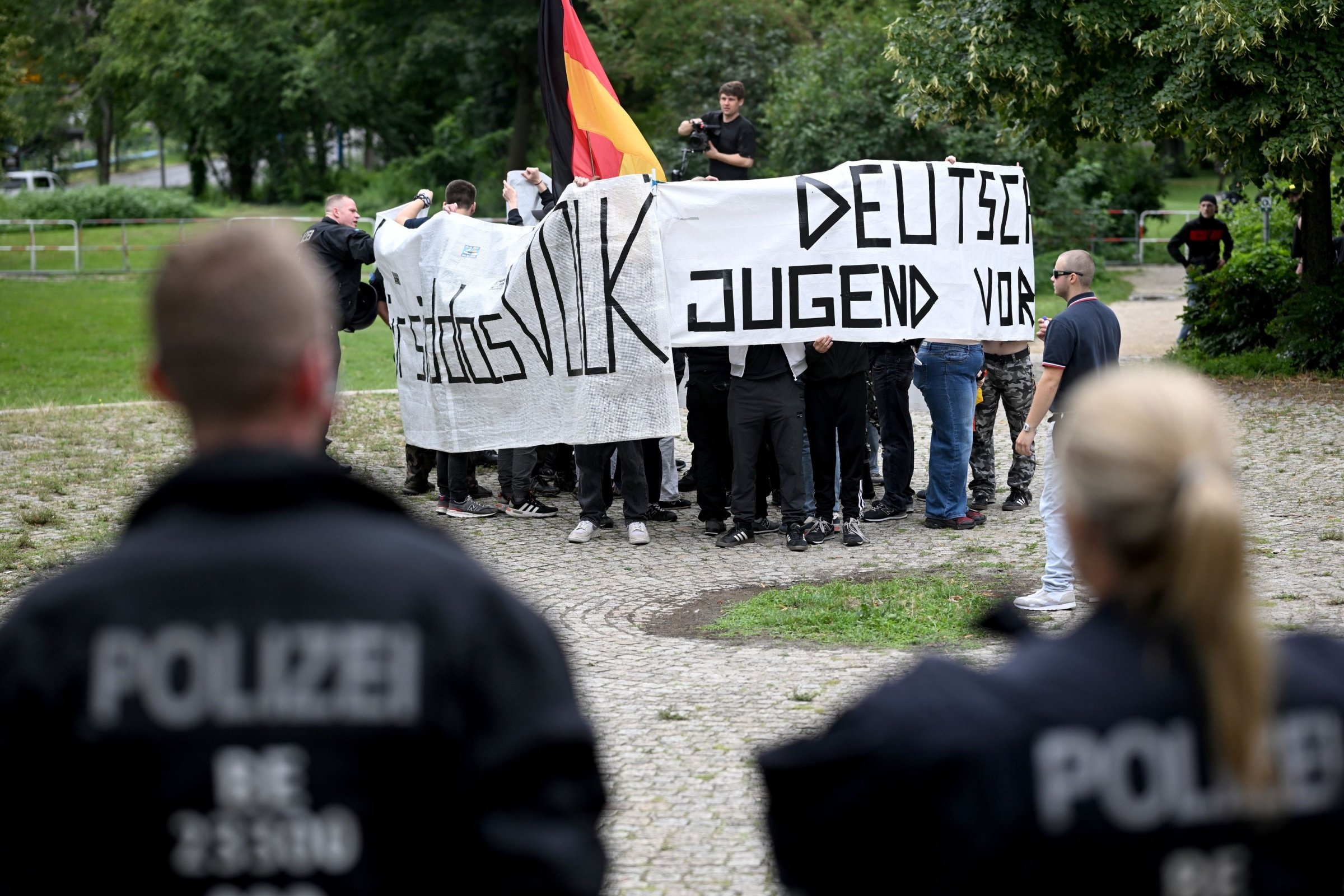 Temporada del Orgullo | CSD en Bautzen: ¿Qué tan grande es la amenaza de los neonazis?