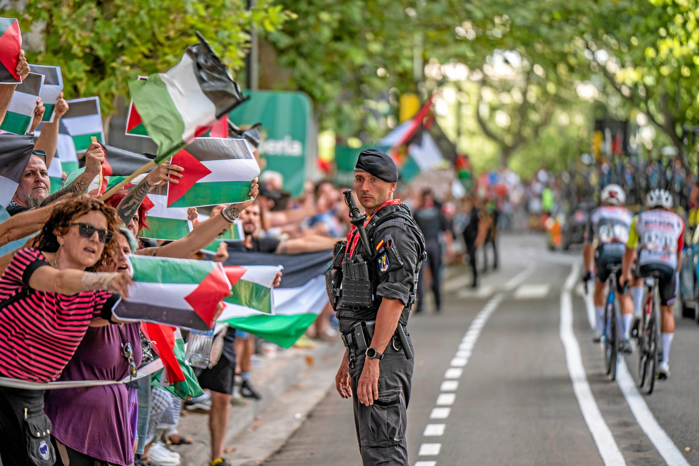 Vuelta | Die Spanien-Rundfahrt im Schatten des Krieges in Gaza