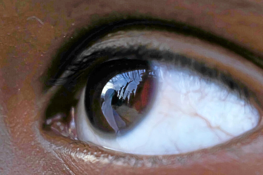 "En güzel şey gözlerdir" Monika Kim | Plopp!