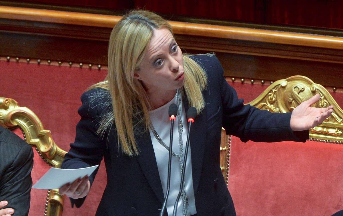 Acalorado enfrentamiento entre Meloni, Schlein y Conte en la Cámara: la sanidad en el centro del turno de preguntas
