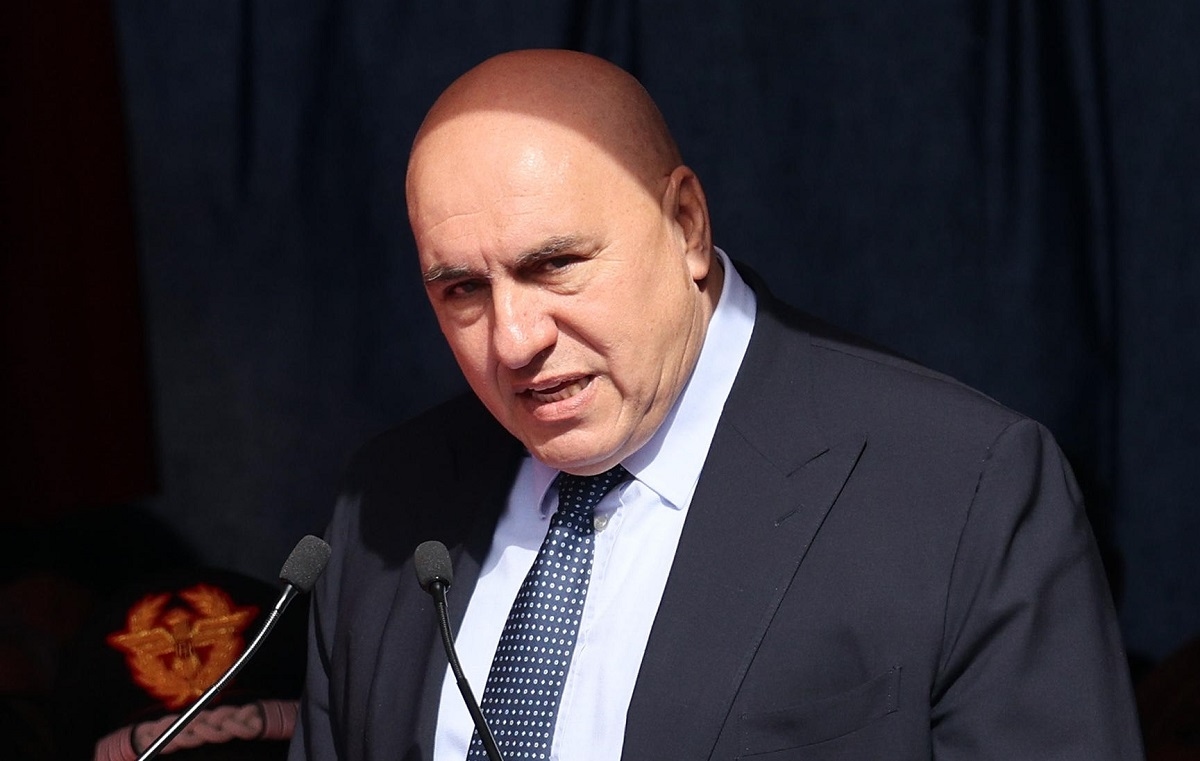 Crosetto sui cori fascisti in sede FdI a Parma: dichiarazioni durissime