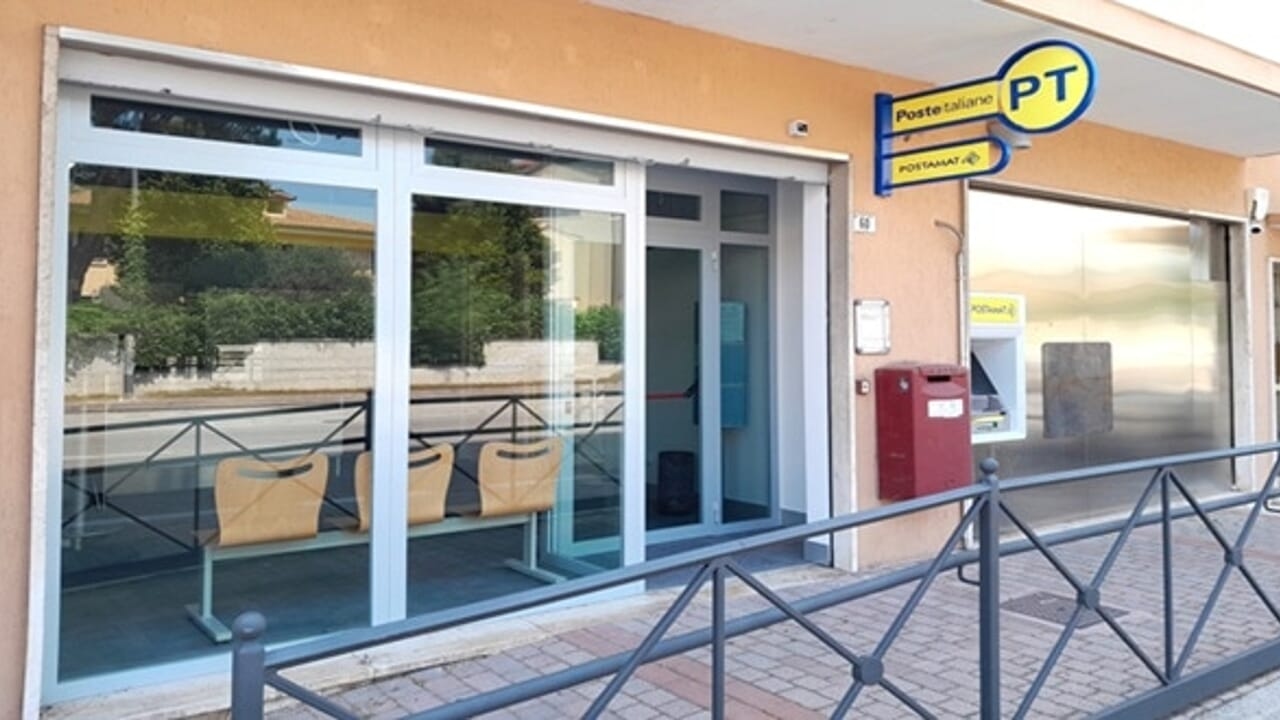 Obra concluída, correios de Pádua reabrem em “modo Polis”