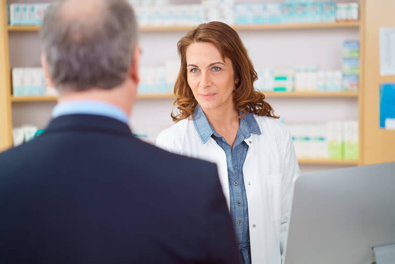 Automedicación: Esto ayuda con las hemorroides.