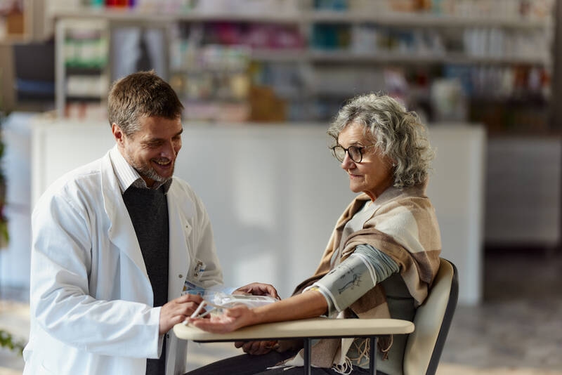 Bajar la presión arterial: Los farmacéuticos funcionan mejor que los medicamentos