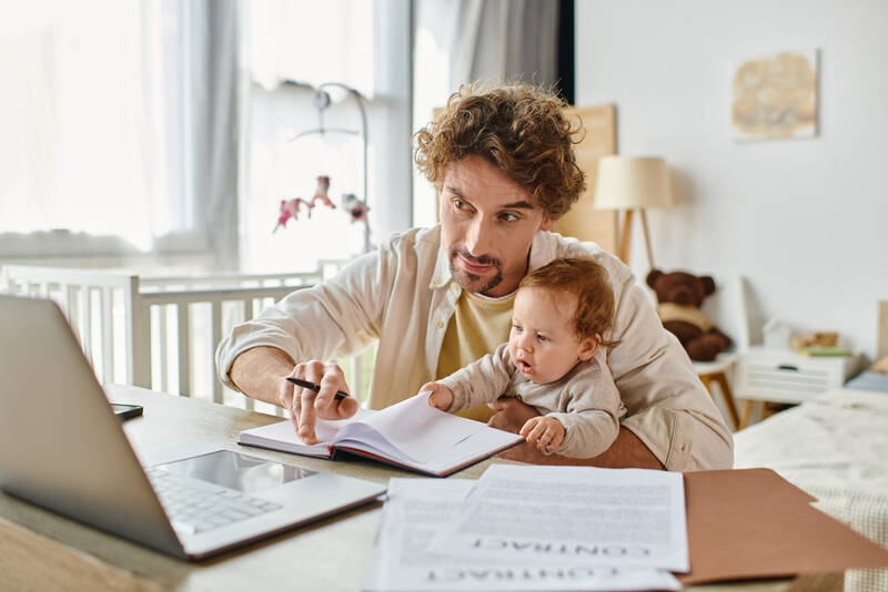 Fundación Bertelsmann: Las ofertas de trabajo rara vez son aptas para familias