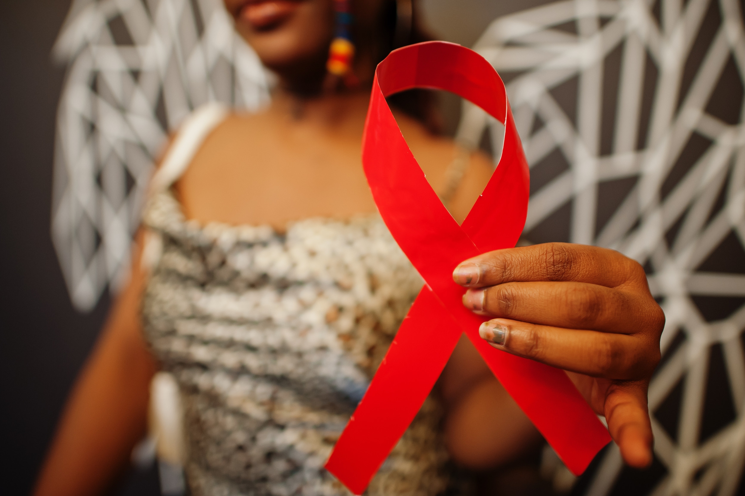 Relatório da Unaids: Sucessos na luta contra o HIV estão em risco