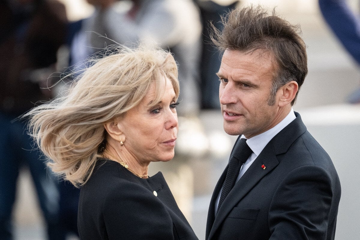 Lo schiaffo di Macron: la buffa supposizione di un membro del governo