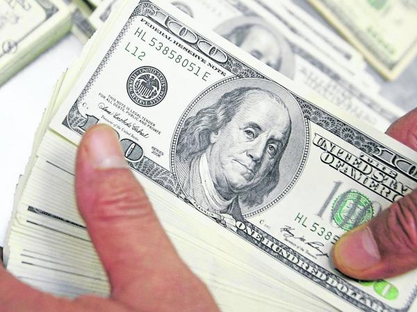 Dollar at $3.974 returned to the level of July 17, 2024