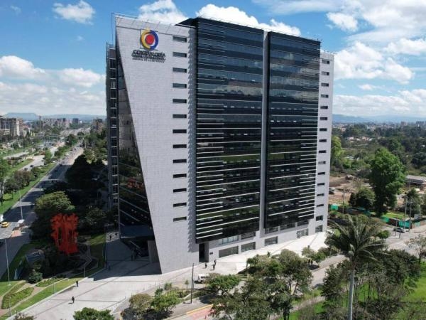 Contraloría alerta sobre riesgo fiscal en universidades públicas por falta de recursos