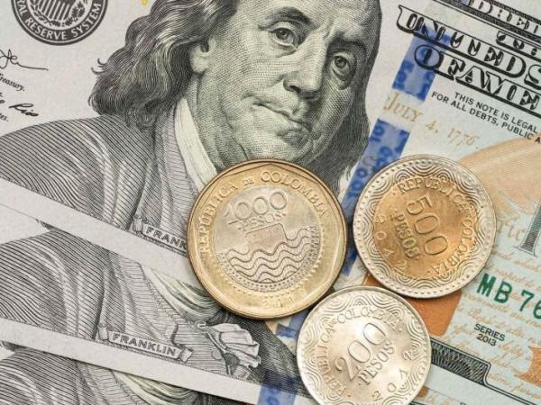 Dólar registra una nueva jornada de ganancia pero sigue por debajo de $4.200