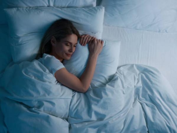 A Harvard doctor reveals how many hours you should sleep based on your age.