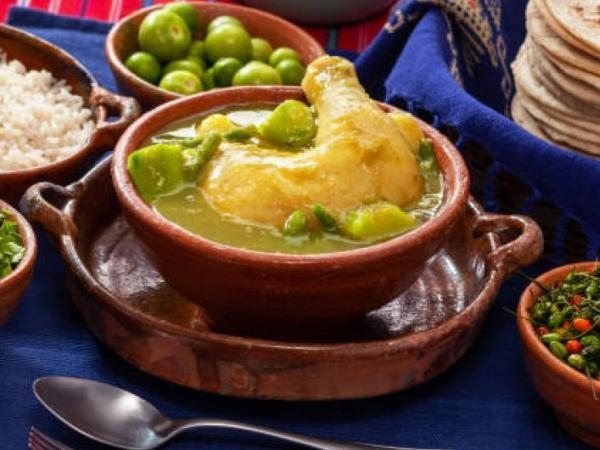 Wenn Sie ohne Warteschlangen gut essen möchten, empfiehlt AI diese 7 Restaurants in Bogotá.