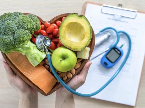 Cuide do seu coração: essa é a fruta mais recomendada pelos cardiologistas, por quê?
