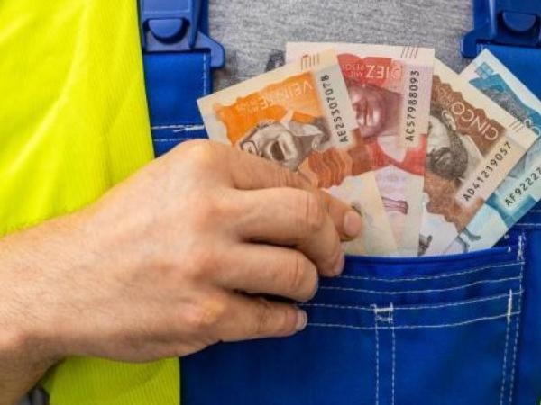 Bônus de serviço: 4 ideias para evitar que seu dinheiro escape dos seus dedos