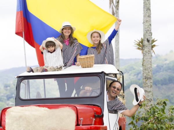 Os sobrenomes colombianos que os estrangeiros mais gostam, segundo a AI