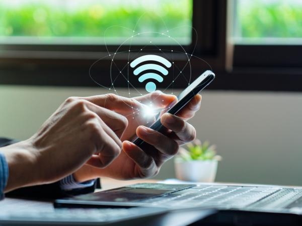 Stiehlt jemand Ihr WLAN? 6 kostenlose Apps, mit denen Sie herausfinden können, wer Ihr WLAN zu Hause stiehlt.