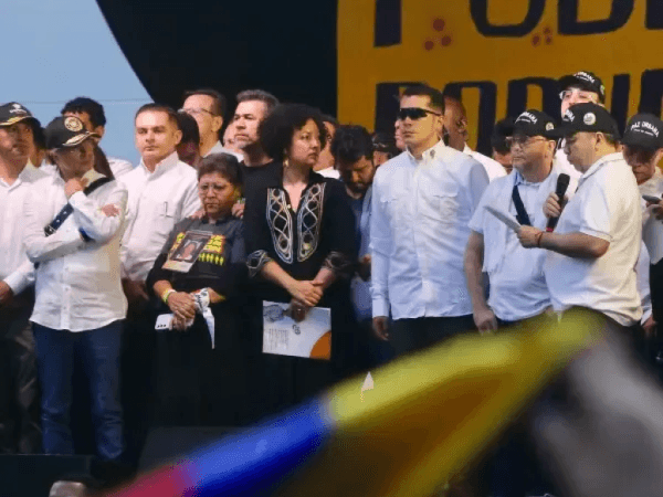 'Deze vooruitgang mag niet verloren gaan', zegt ProAntioquia over Petro's evenement in Medellín