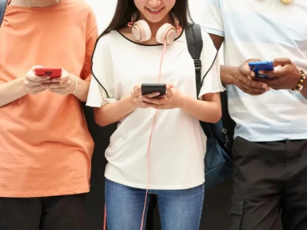 Você usa o celular no silencioso? É isso que a psicologia diz sobre você.