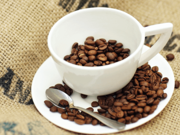 Il vero motivo: perché gli Stati Uniti importano così tanto caffè colombiano, secondo AI