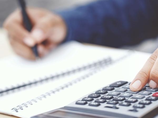 DIAN, Kolombiyalıların bu yıl gelir vergisi beyannamesi vermelerinin gerekmediğini doğruladı.