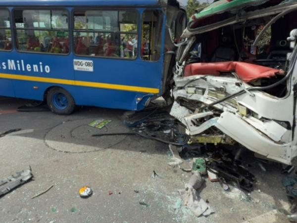 Alles, was wir über den schweren Unfall auf der Boyacá Avenue und Primero de Mayo wissen