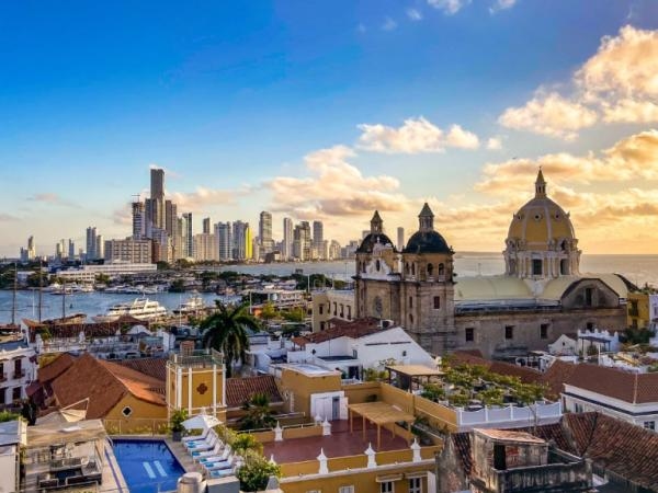 De 8 ideale Colombiaanse plekken om met het hele gezin te ontspannen, volgens AI
